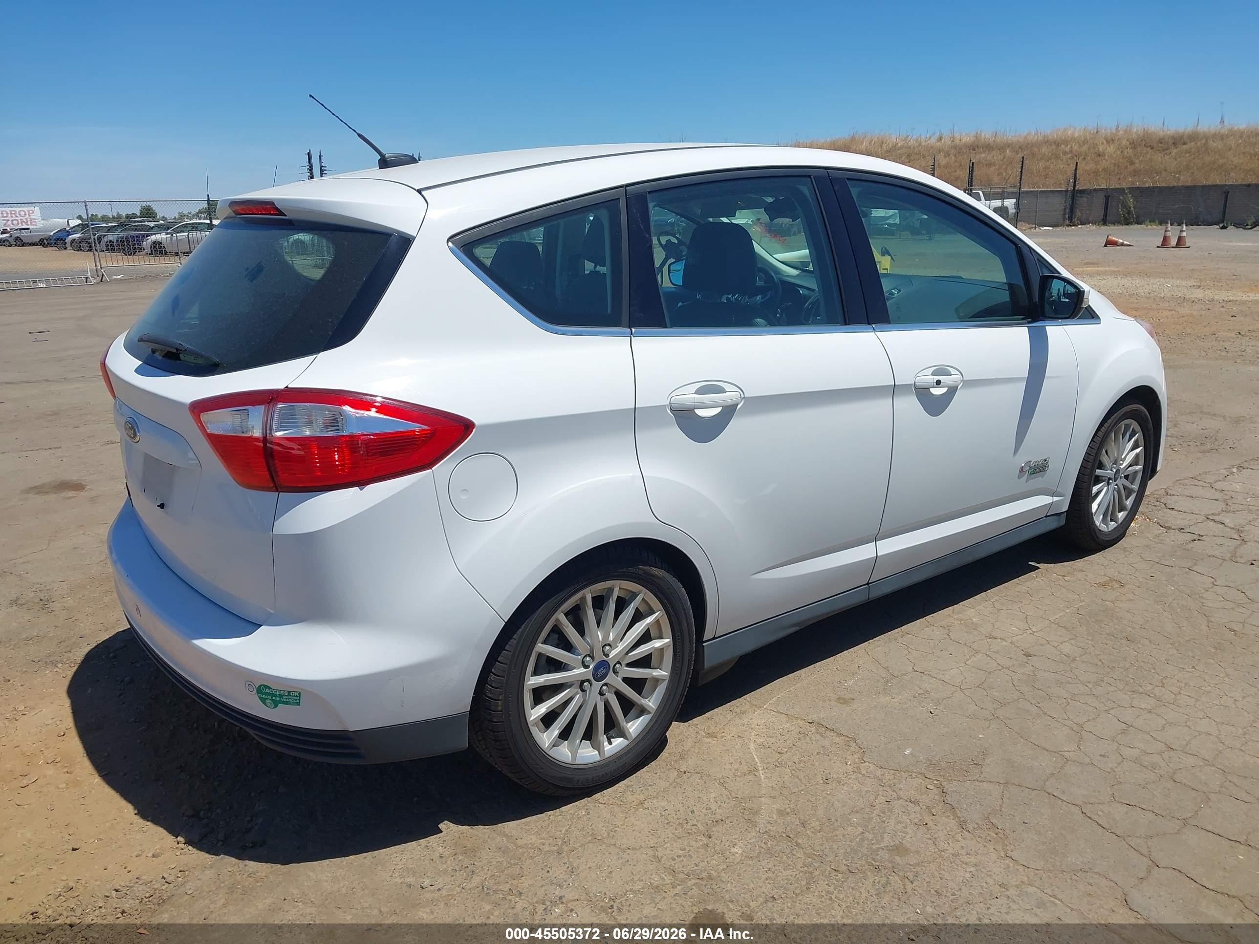 2014 Ford C-max Energi Sel White vin: 1FADP5CU8EL515378