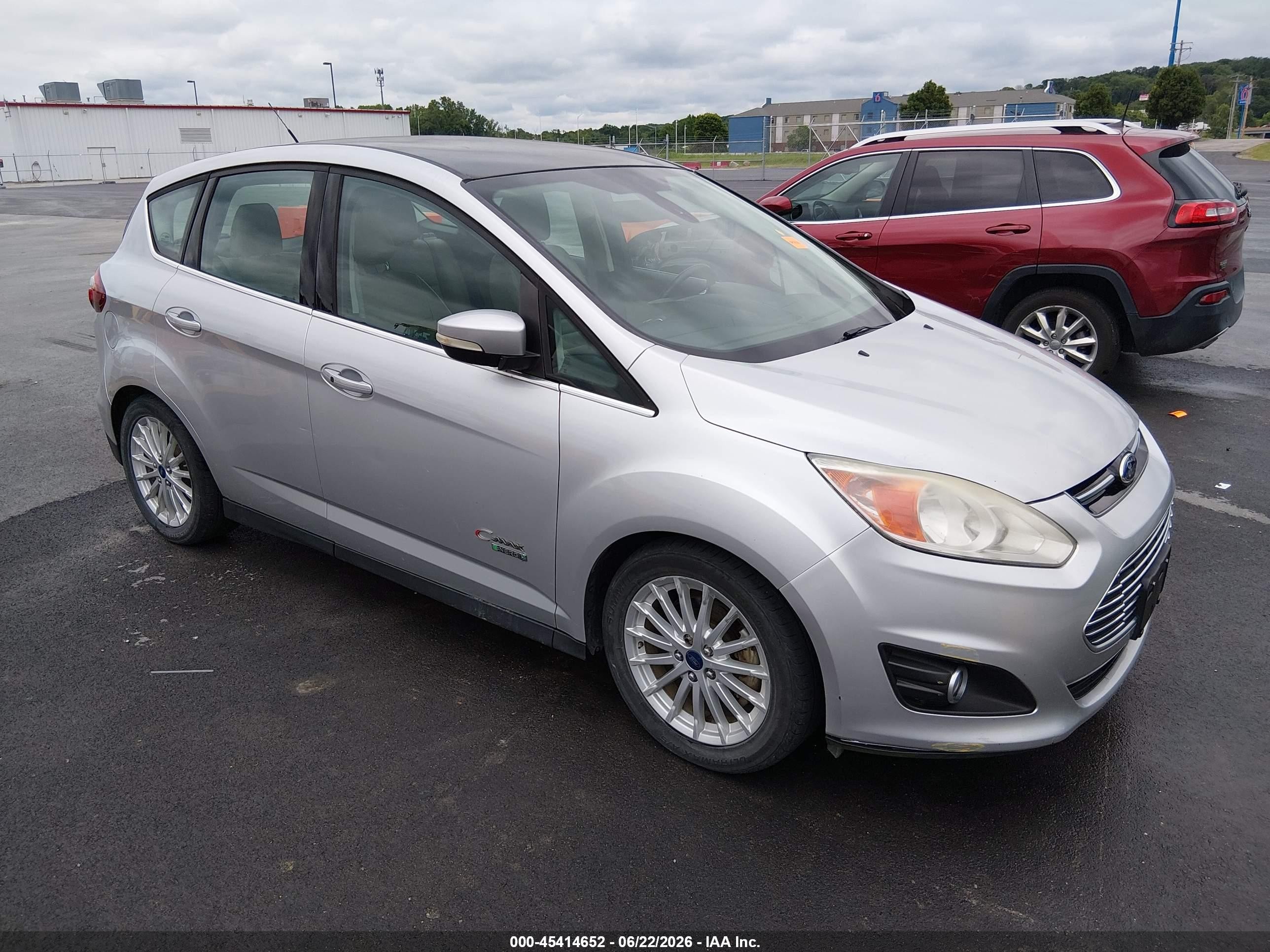 2015 Ford C-max Energi Sel Серебряный vin: 1FADP5CU8FL101003