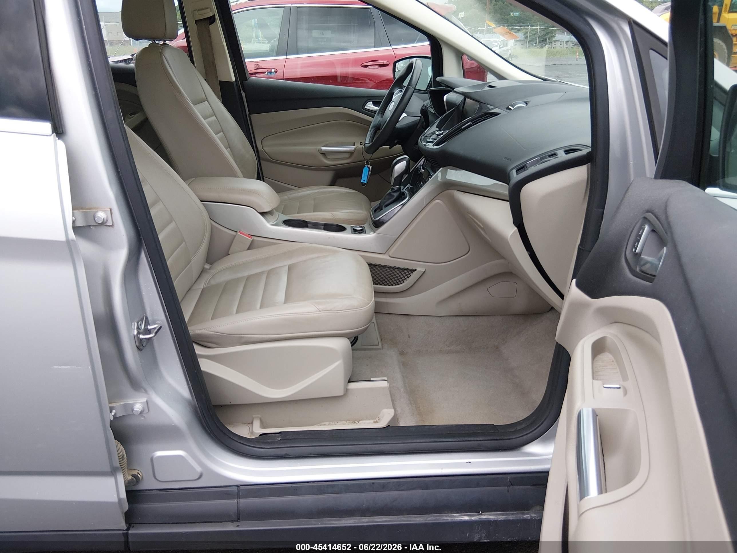 2015 Ford C-max Energi Sel Серебряный vin: 1FADP5CU8FL101003