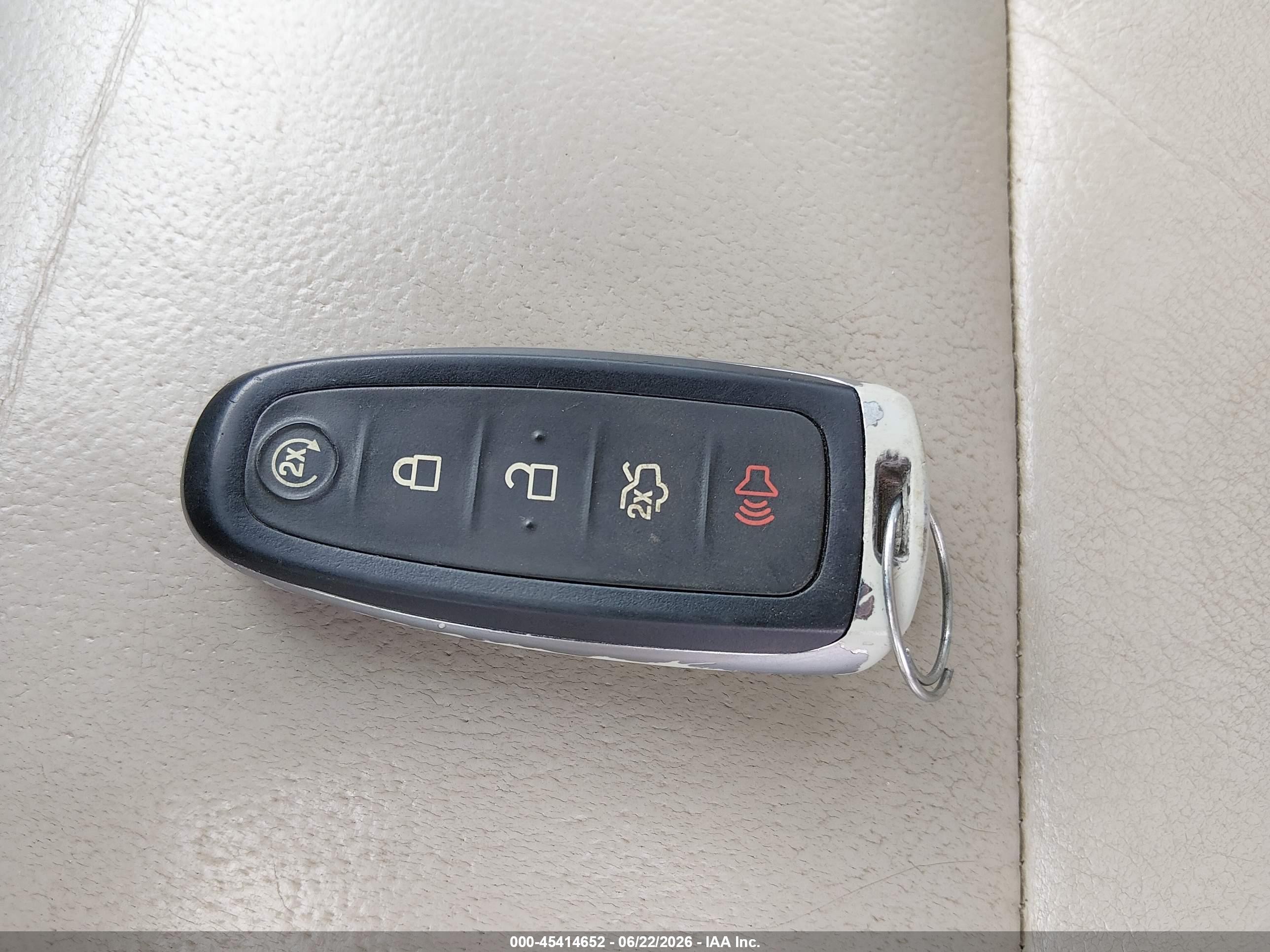 2015 Ford C-max Energi Sel Серебряный vin: 1FADP5CU8FL101003