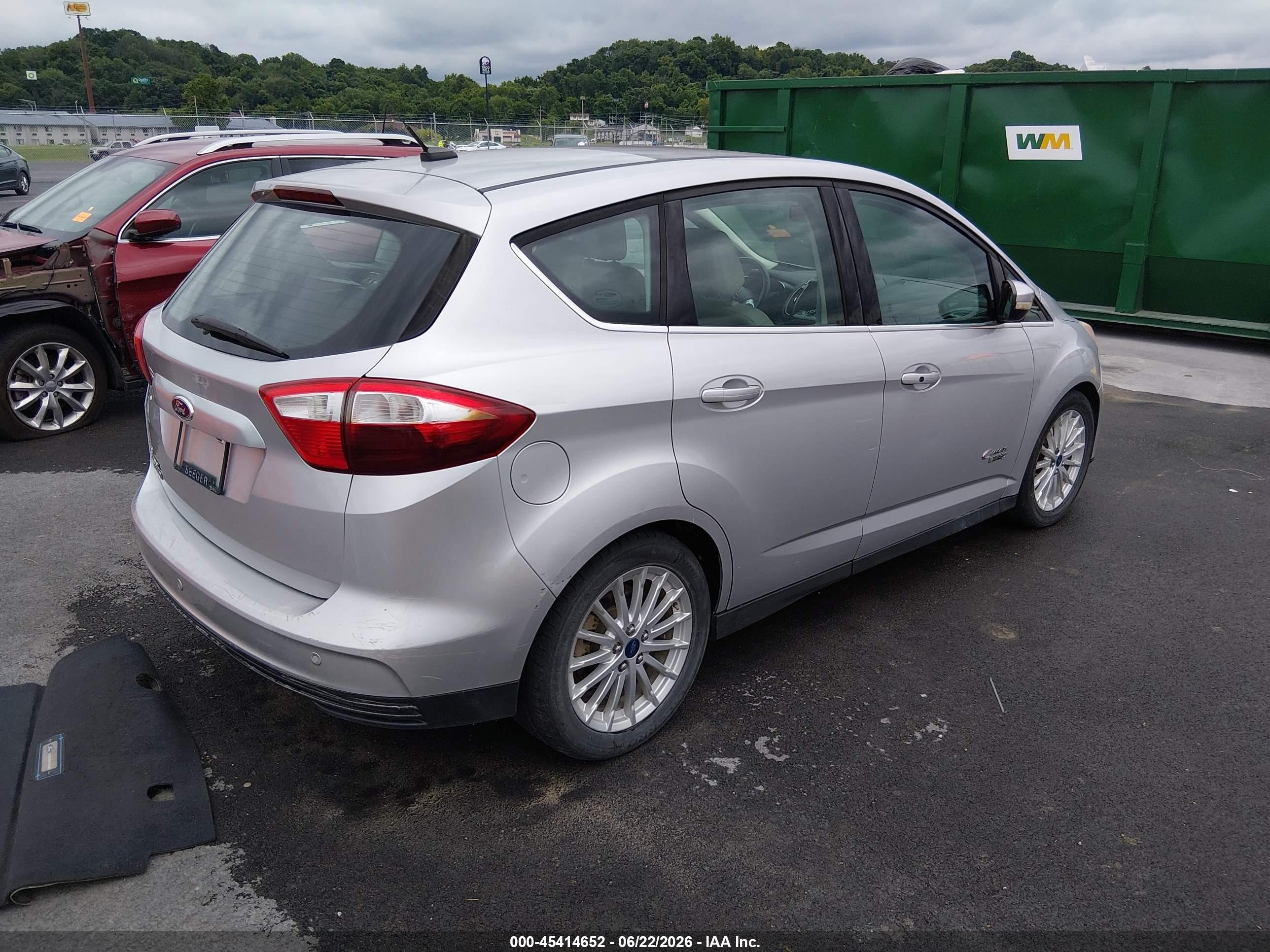 2015 Ford C-max Energi Sel Серебряный vin: 1FADP5CU8FL101003