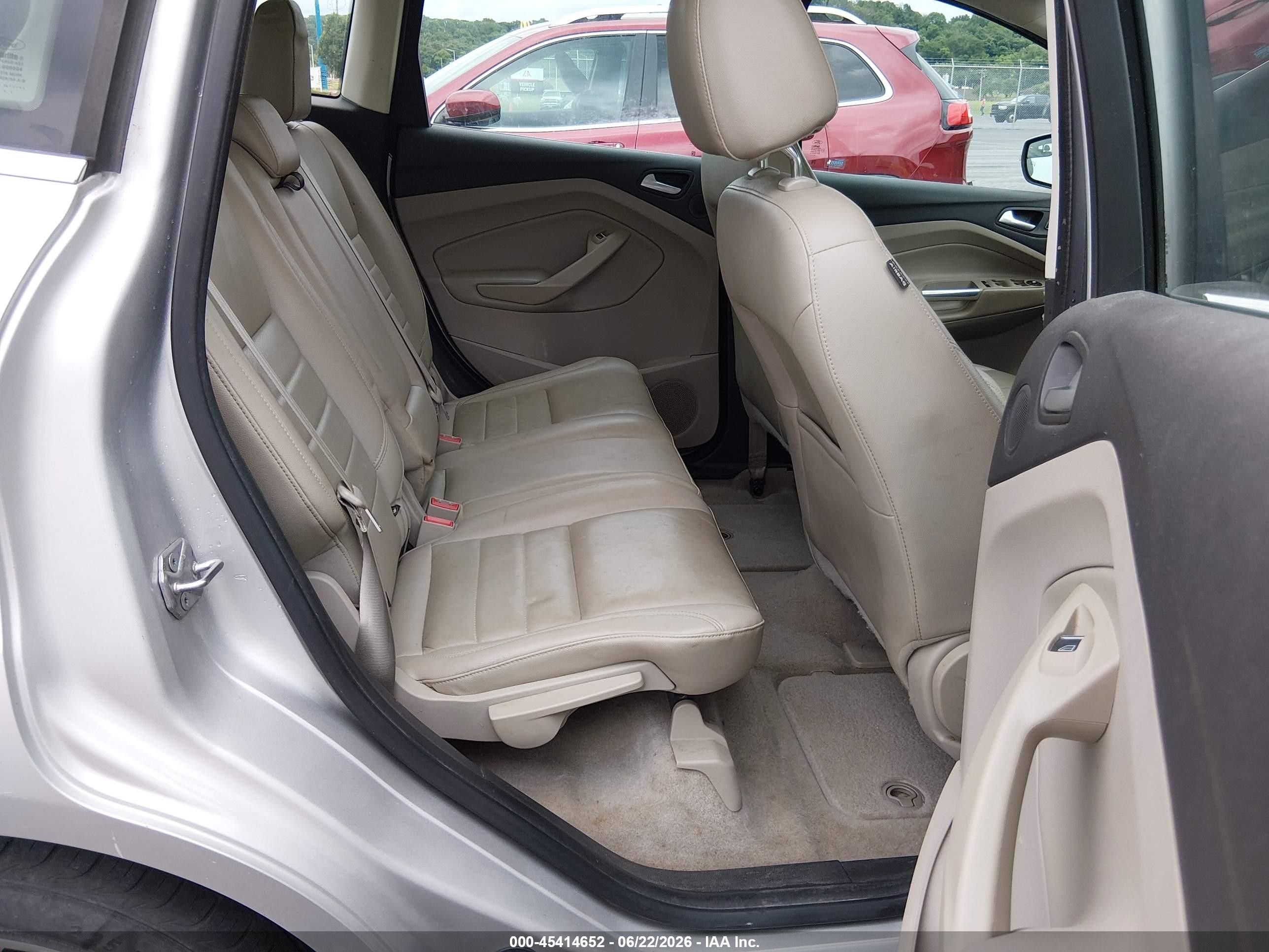 2015 Ford C-max Energi Sel Серебряный vin: 1FADP5CU8FL101003