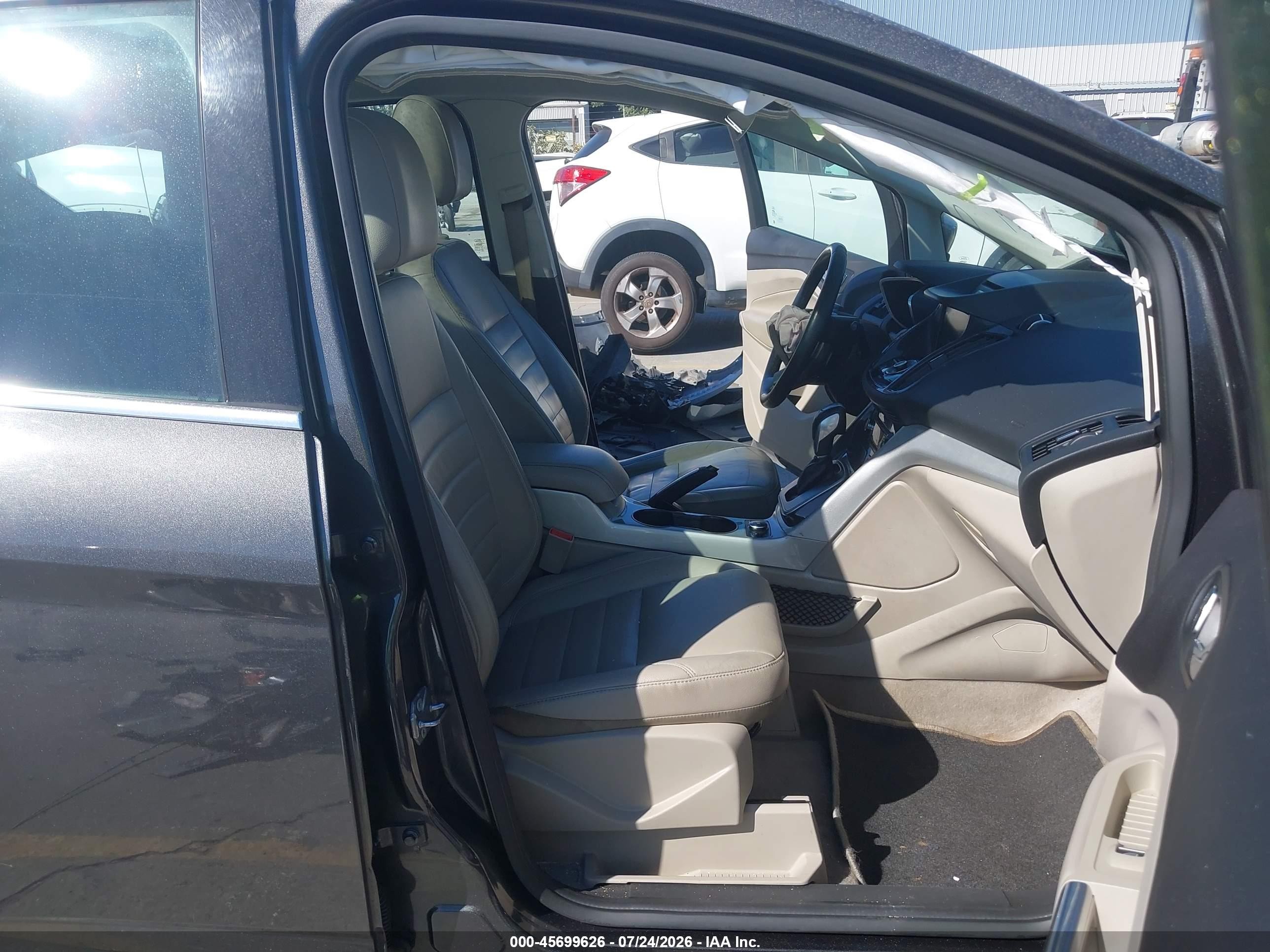 2015 Ford C-max Energi Sel Черный vin: 1FADP5CU8FL110901