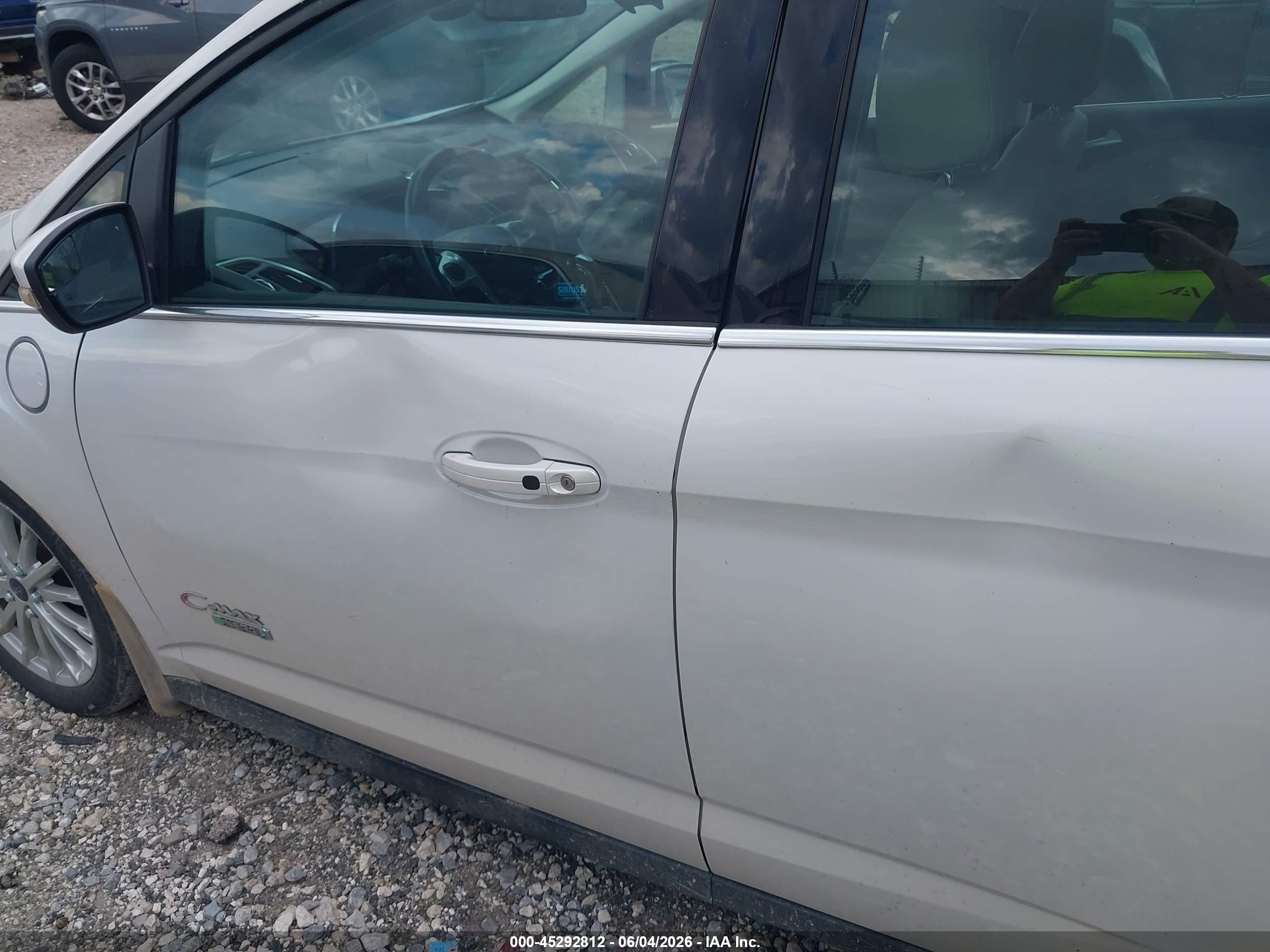 2013 Ford C-max Energi Sel White vin: 1FADP5CU9DL537758