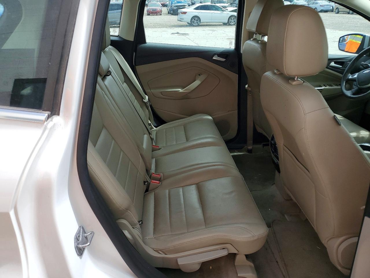 2014 Ford C-max Premium White vin: 1FADP5CU9EL508357