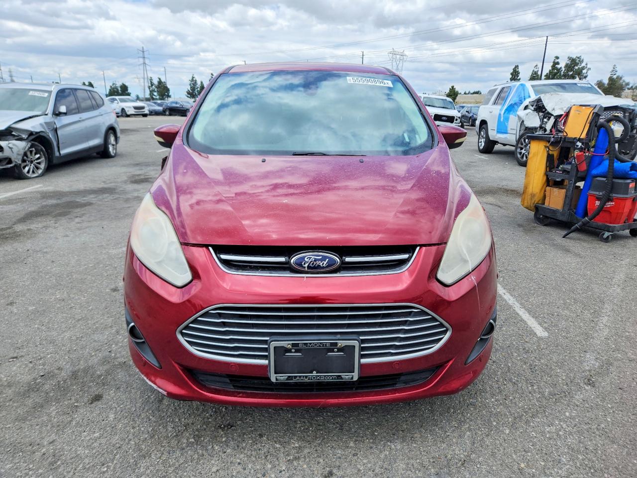 2013 Ford C-max Premium Red vin: 1FADP5CUXDL516496