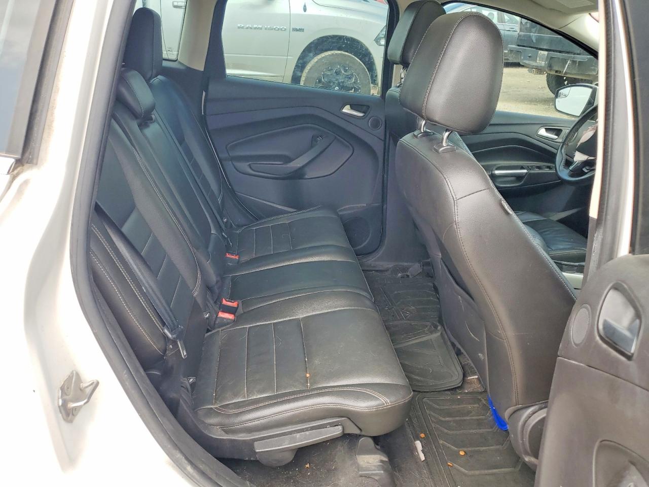 2013 Ford C-max Premium Белый vin: 1FADP5CUXDL523271