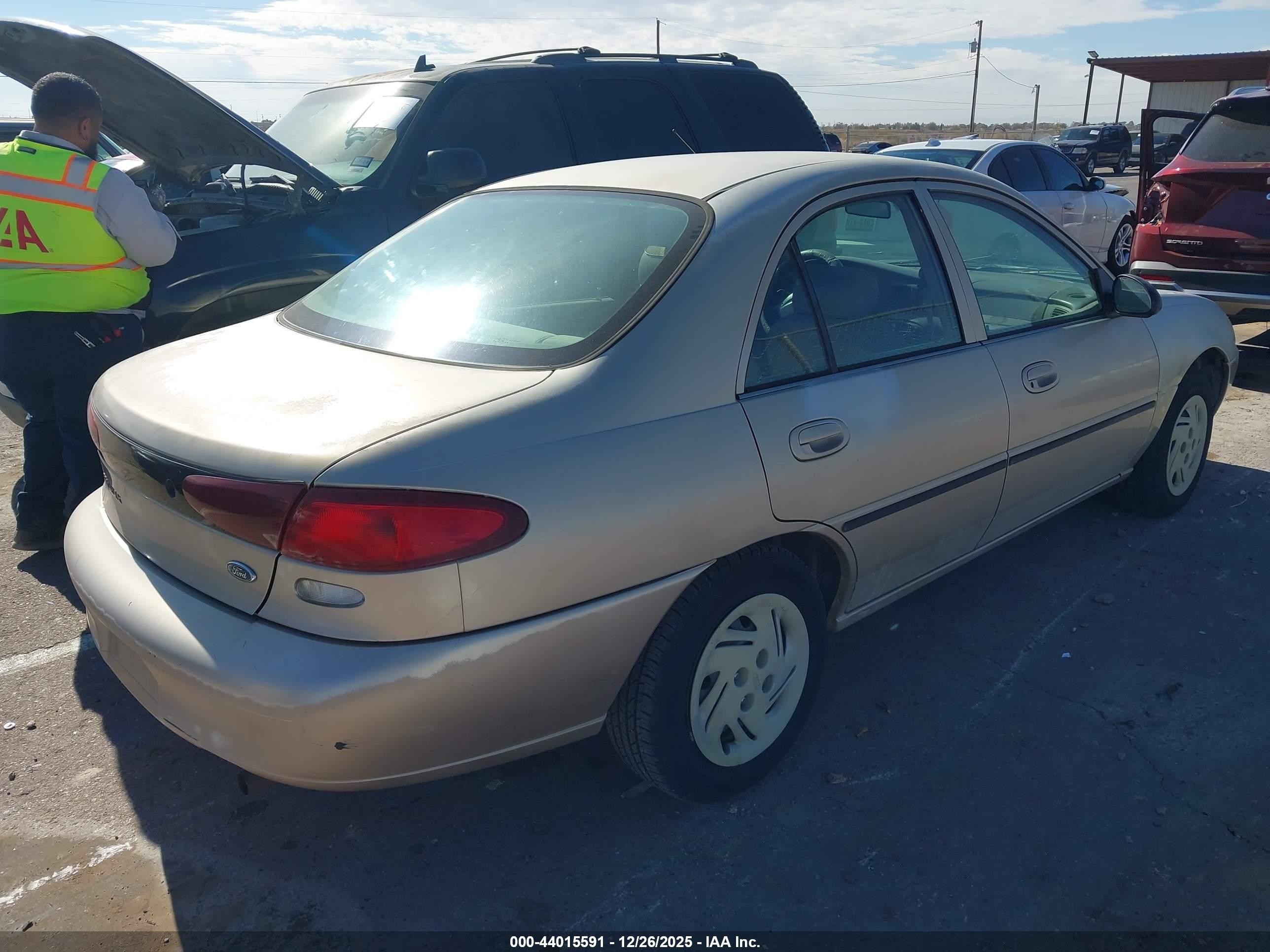 1998 Ford Escort Lx Brown vin: 1FAFP10P1WW236564