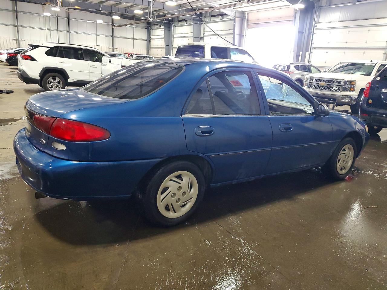 1998 Ford Escort Lx Синий vin: 1FAFP10P5WW306535