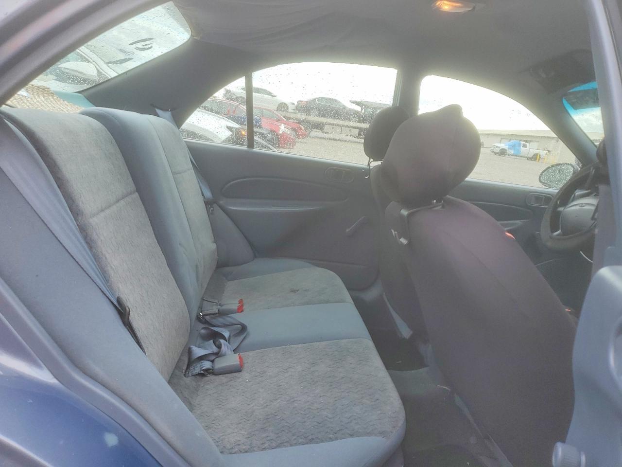 1999 Ford Escort Lx Blue vin: 1FAFP10P5XW116266