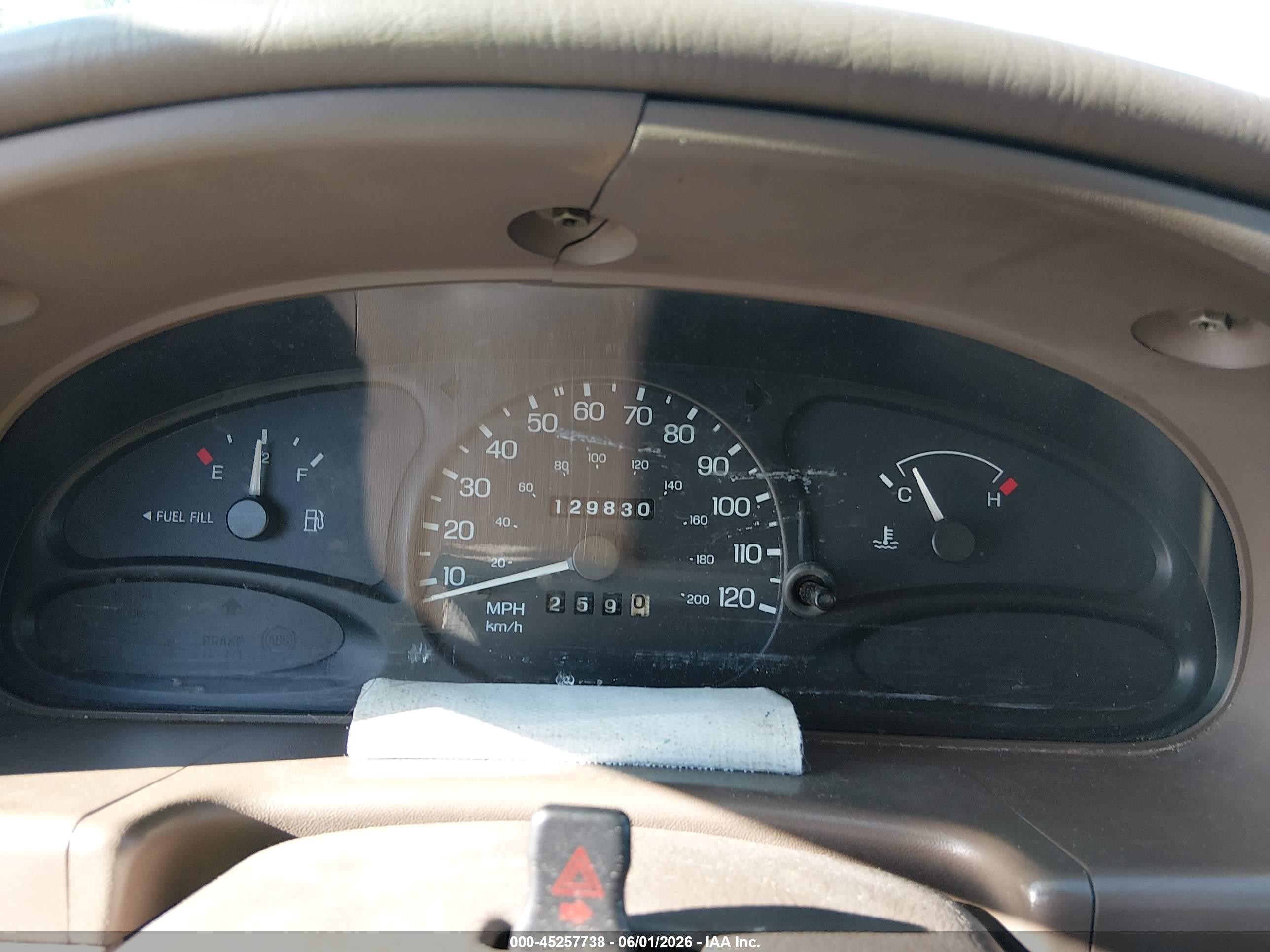 1998 Ford Escort Lx Gold vin: 1FAFP10P6WW292192