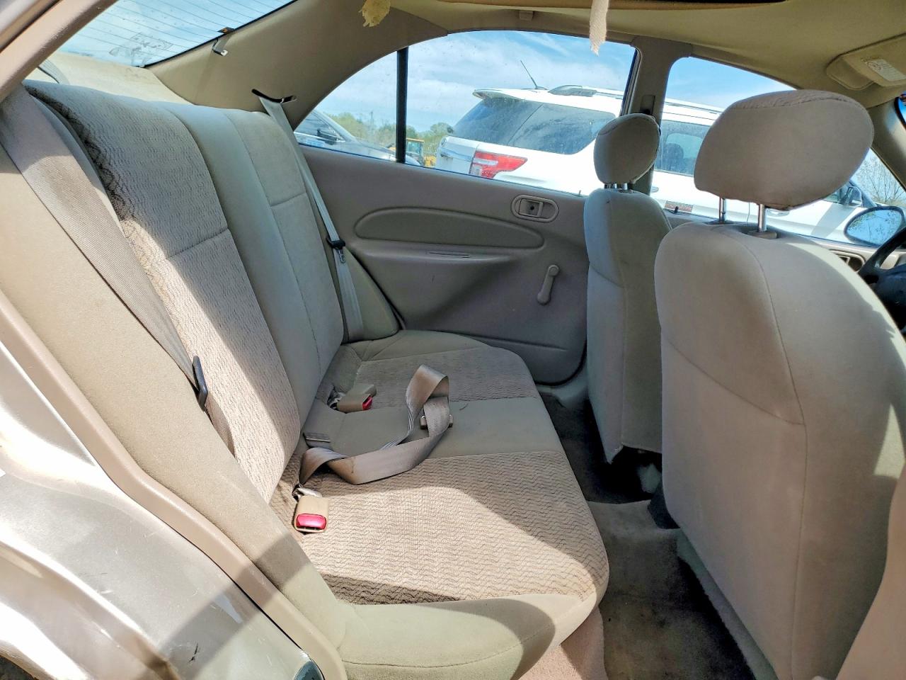 1999 Ford Escort Lx Beige vin: 1FAFP10P6XW198525