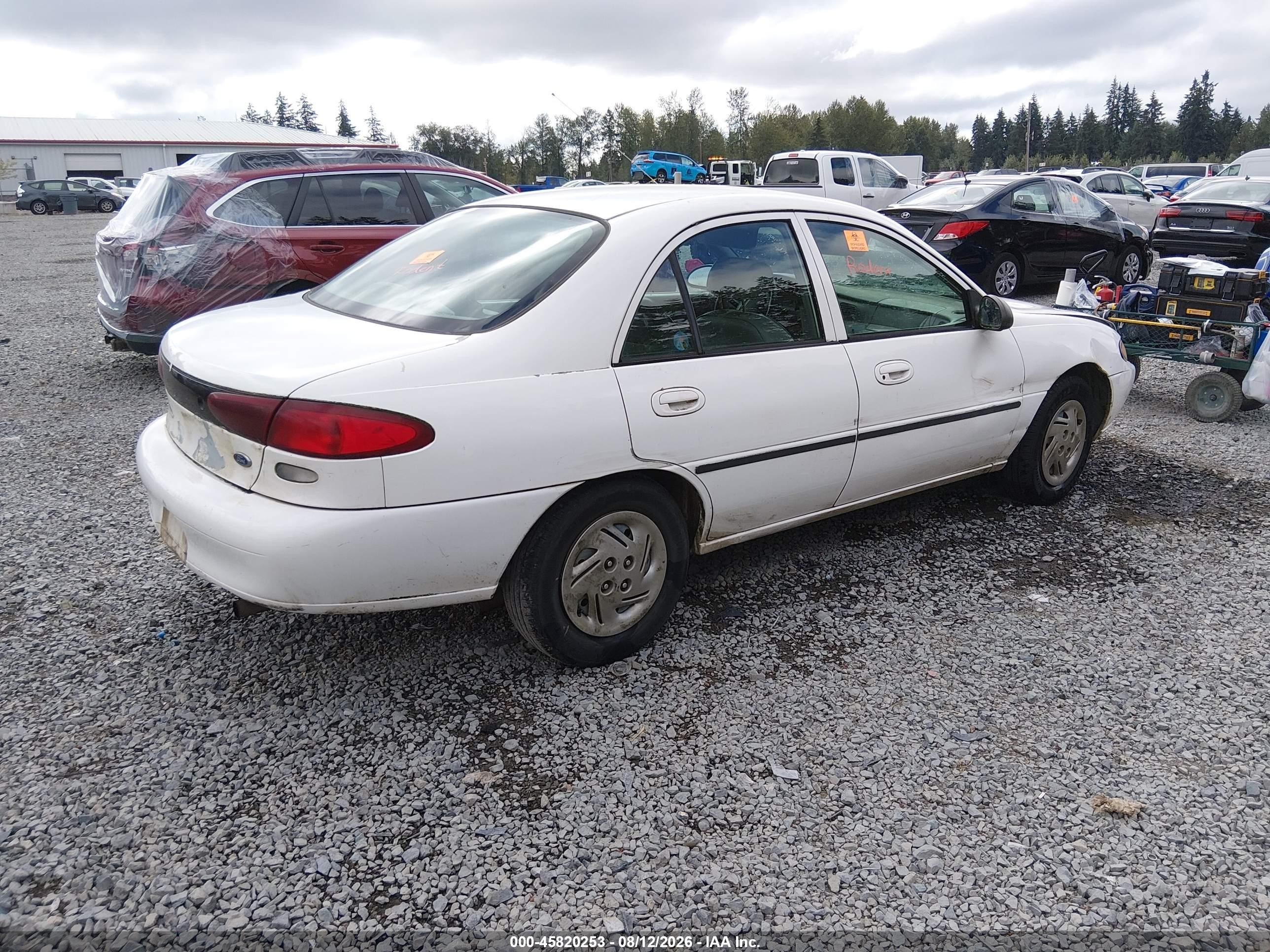 1998 Ford Escort Lx White vin: 1FAFP10P8WW301006