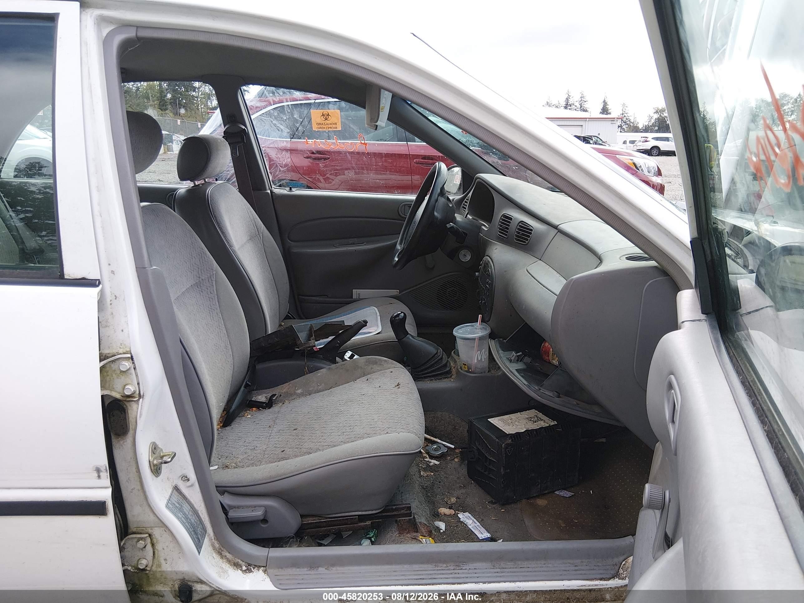 1998 Ford Escort Lx White vin: 1FAFP10P8WW301006