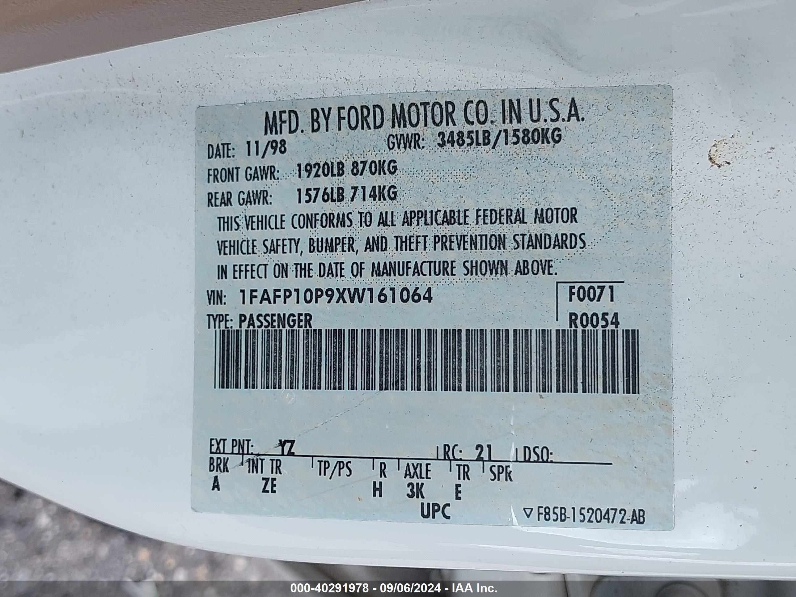 1999 Ford Escort Lx White vin: 1FAFP10P9XW161064