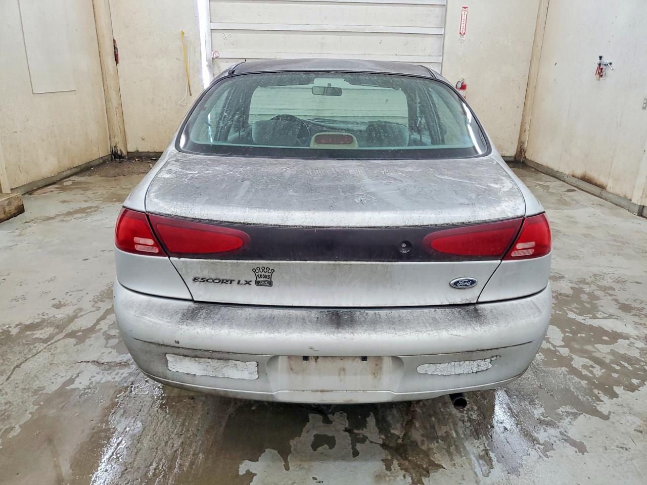 1999 Ford Escort Lx Silver vin: 1FAFP10P9XW277753