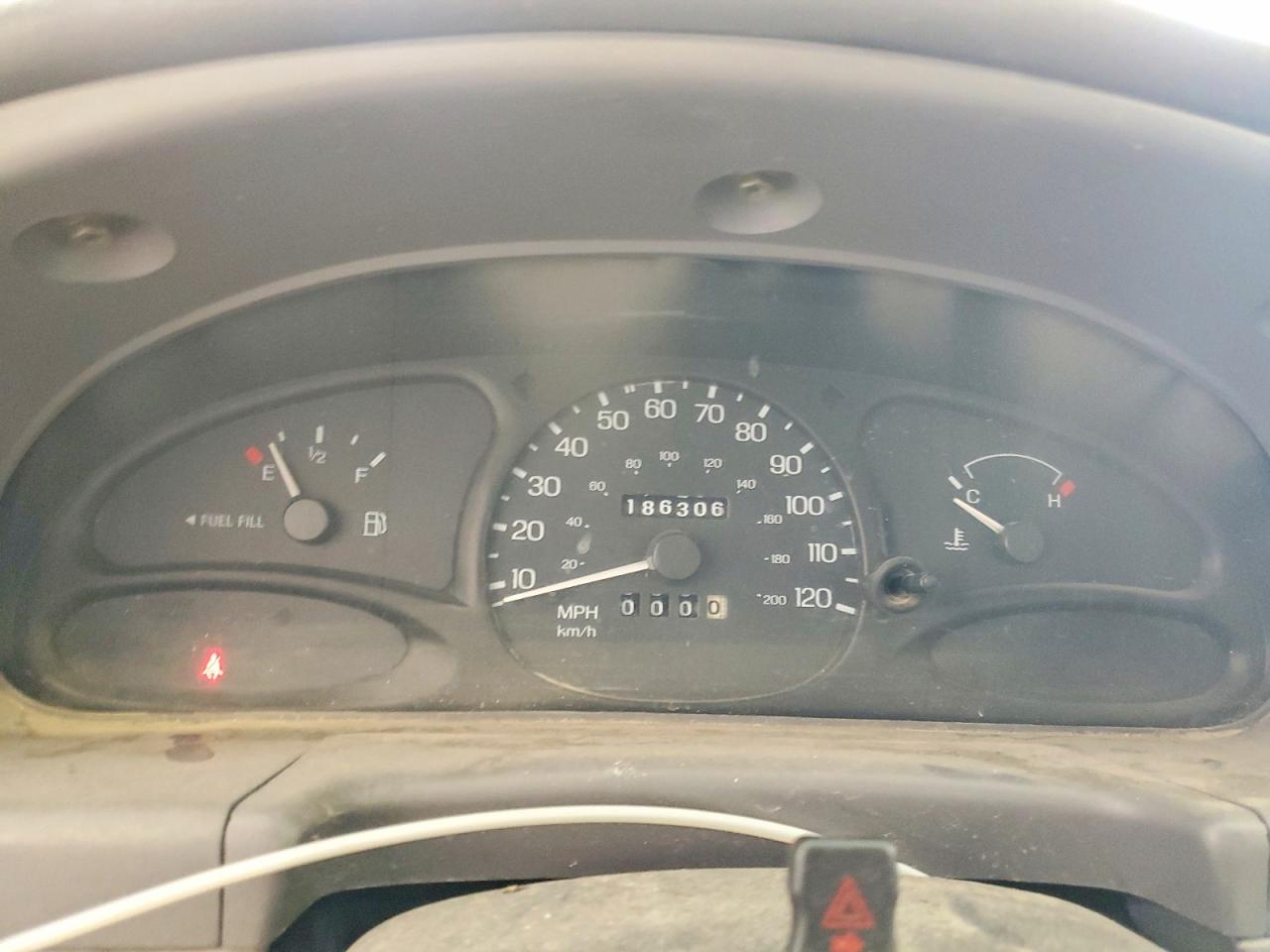 1999 Ford Escort Se Blue vin: 1FAFP13P1XW146537