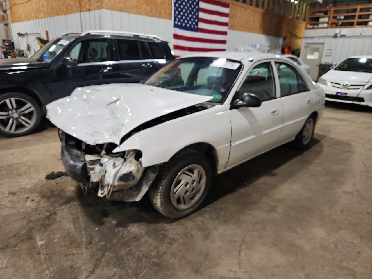 1999 Ford Escort Se White vin: 1FAFP13P1XW218367