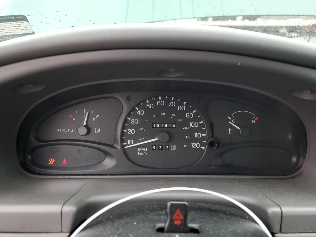 1999 Ford Escort Se Green vin: 1FAFP13P2XW106306