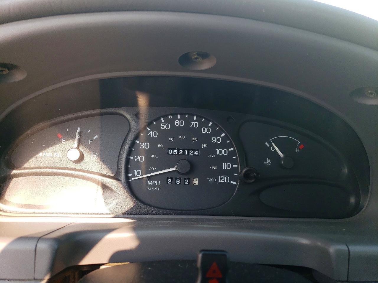 1998 Ford Escort Se Белый vin: 1FAFP13P6WW298246