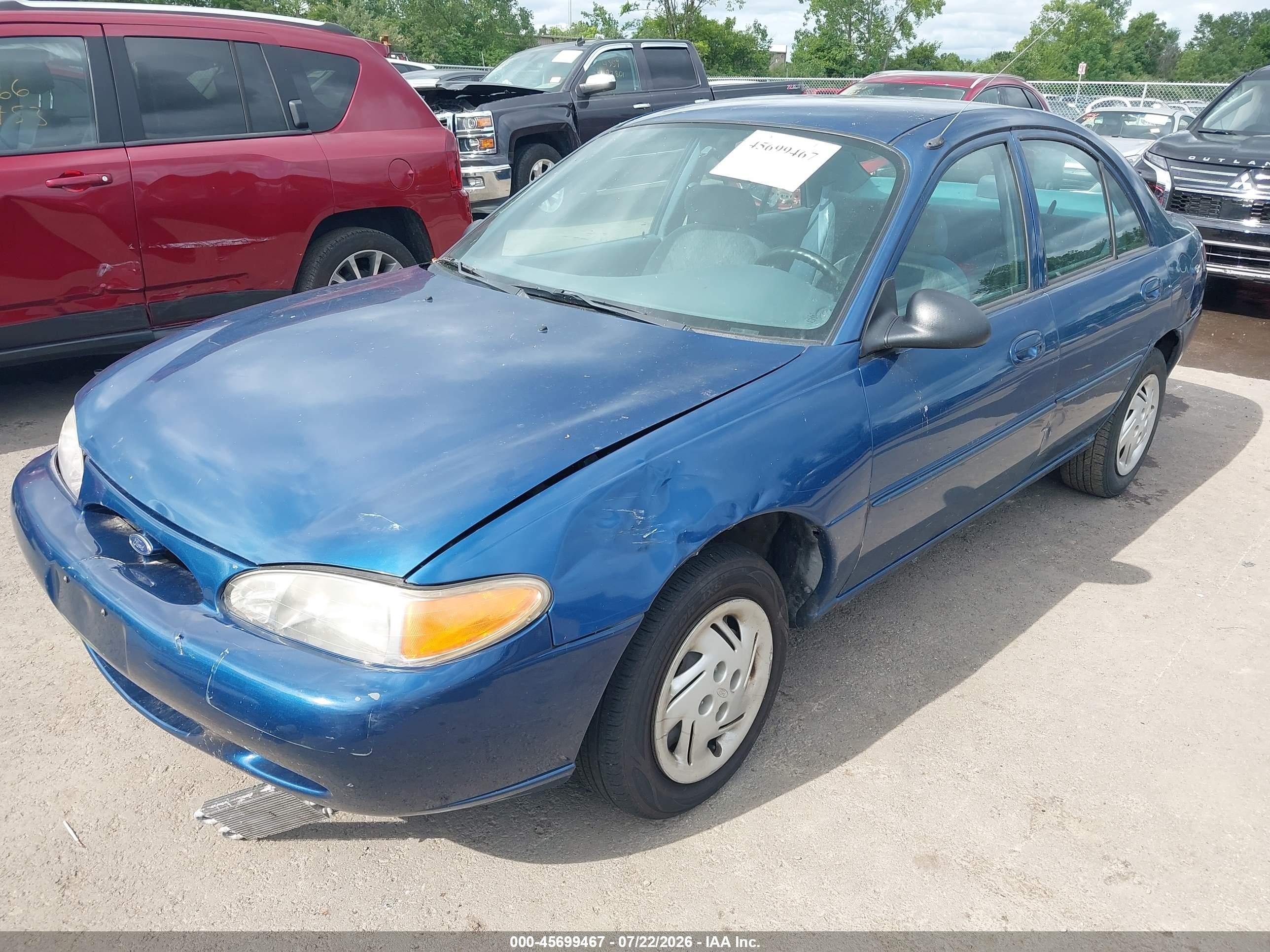 1999 Ford Escort Se Blue vin: 1FAFP13P7XW166047