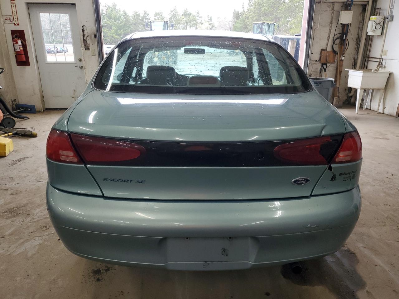 1999 Ford Escort Se Blue vin: 1FAFP13P9XW168219