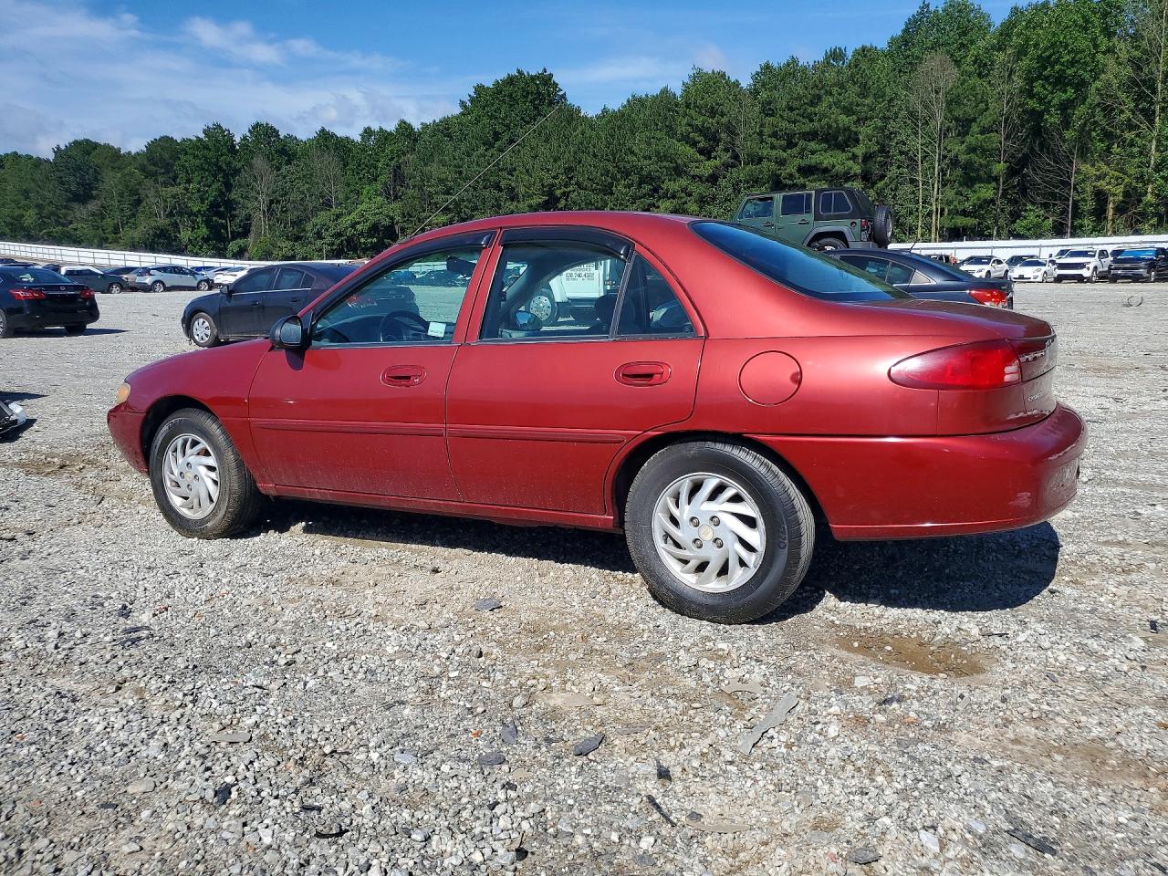1999 Ford Escort Se Красный vin: 1FAFP13PXXW179469