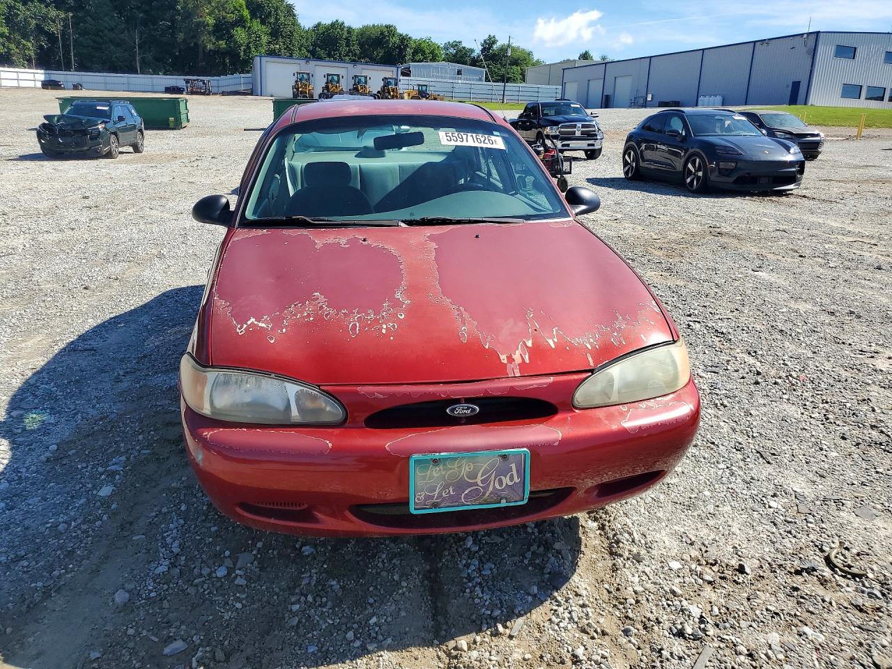 1999 Ford Escort Se Красный vin: 1FAFP13PXXW179469