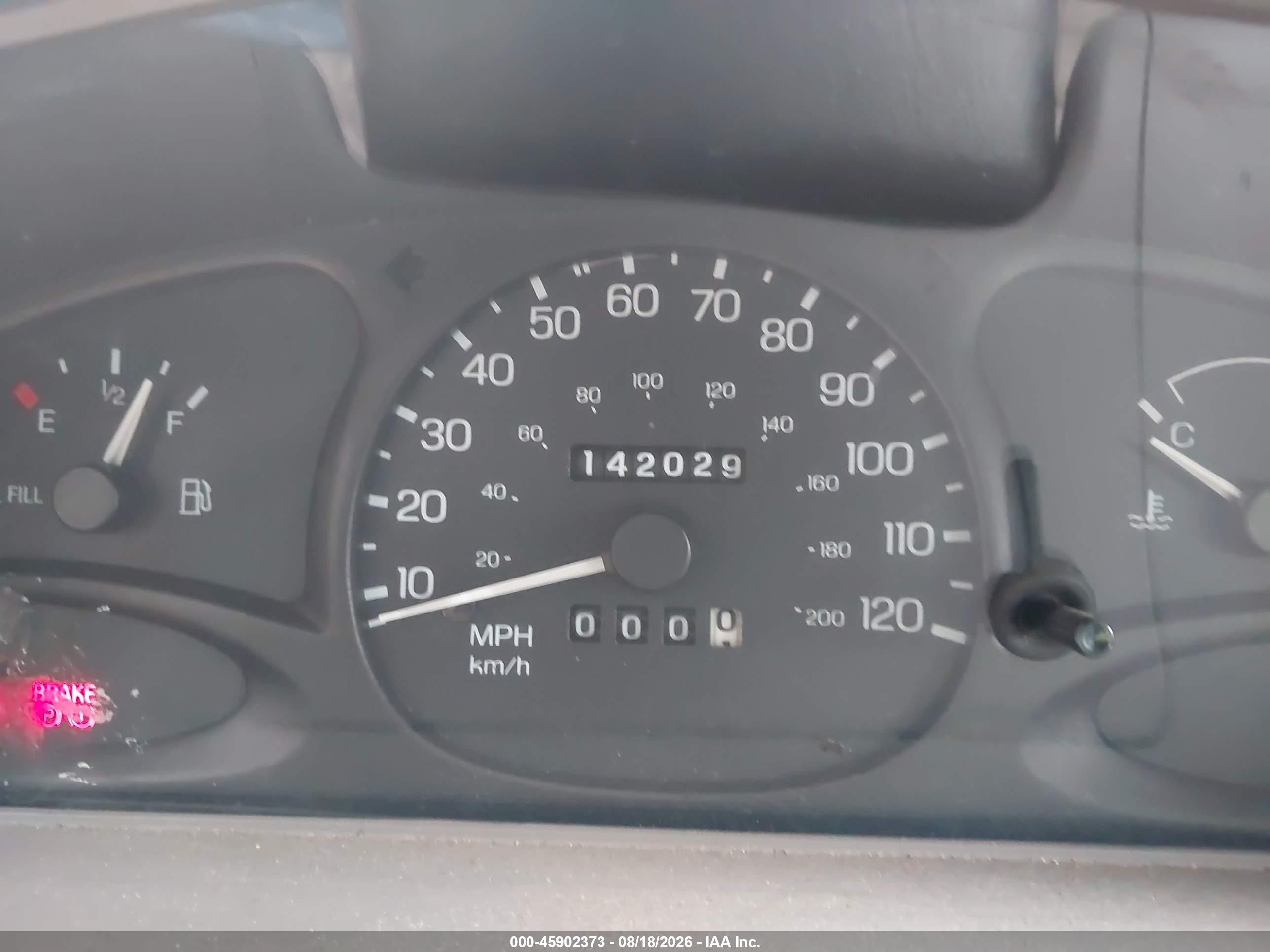 1999 Ford Escort Se Red vin: 1FAFP13PXXW248323