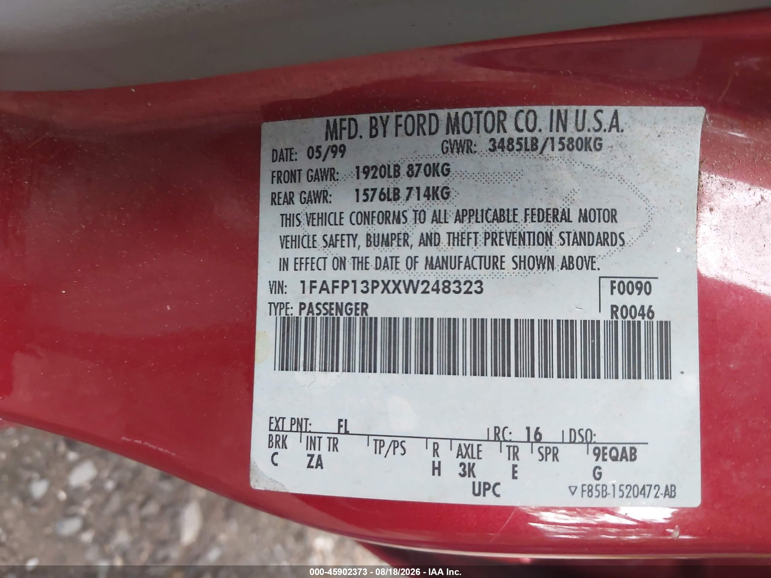 1999 Ford Escort Se Red vin: 1FAFP13PXXW248323