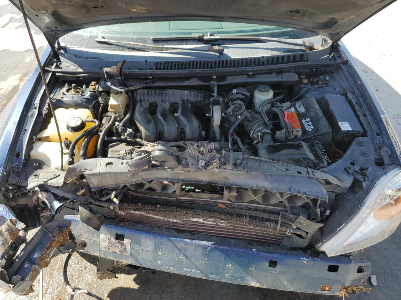 2006 Ford Five Hundred Se Blue vin: 1FAFP23106G106945