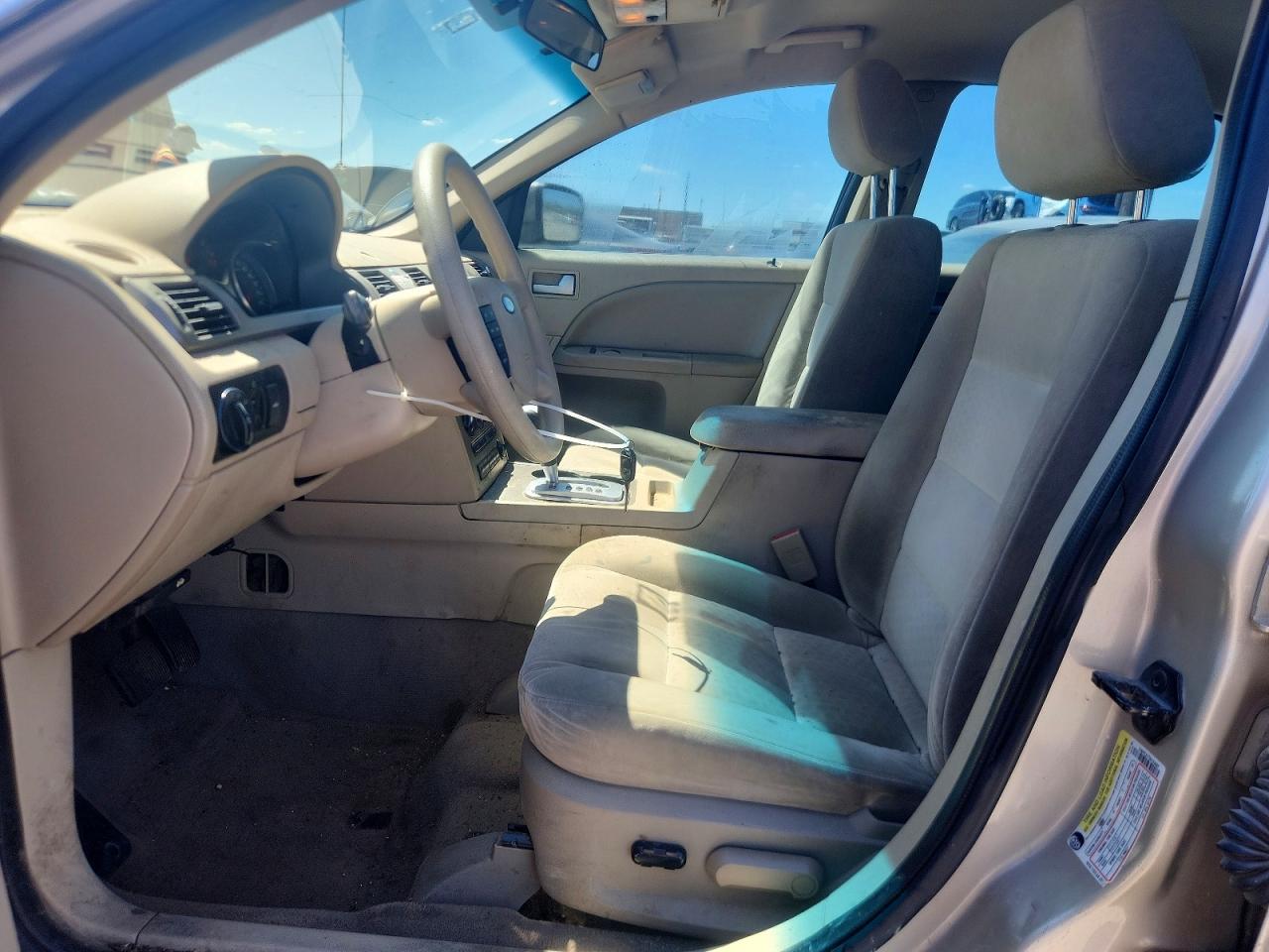 2005 Ford Five Hundred Se Tan vin: 1FAFP23115G182687