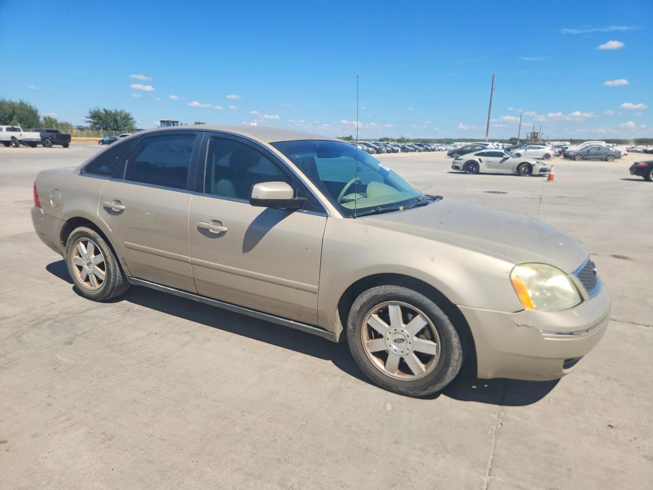 2005 Ford Five Hundred Se Tan vin: 1FAFP23115G182687
