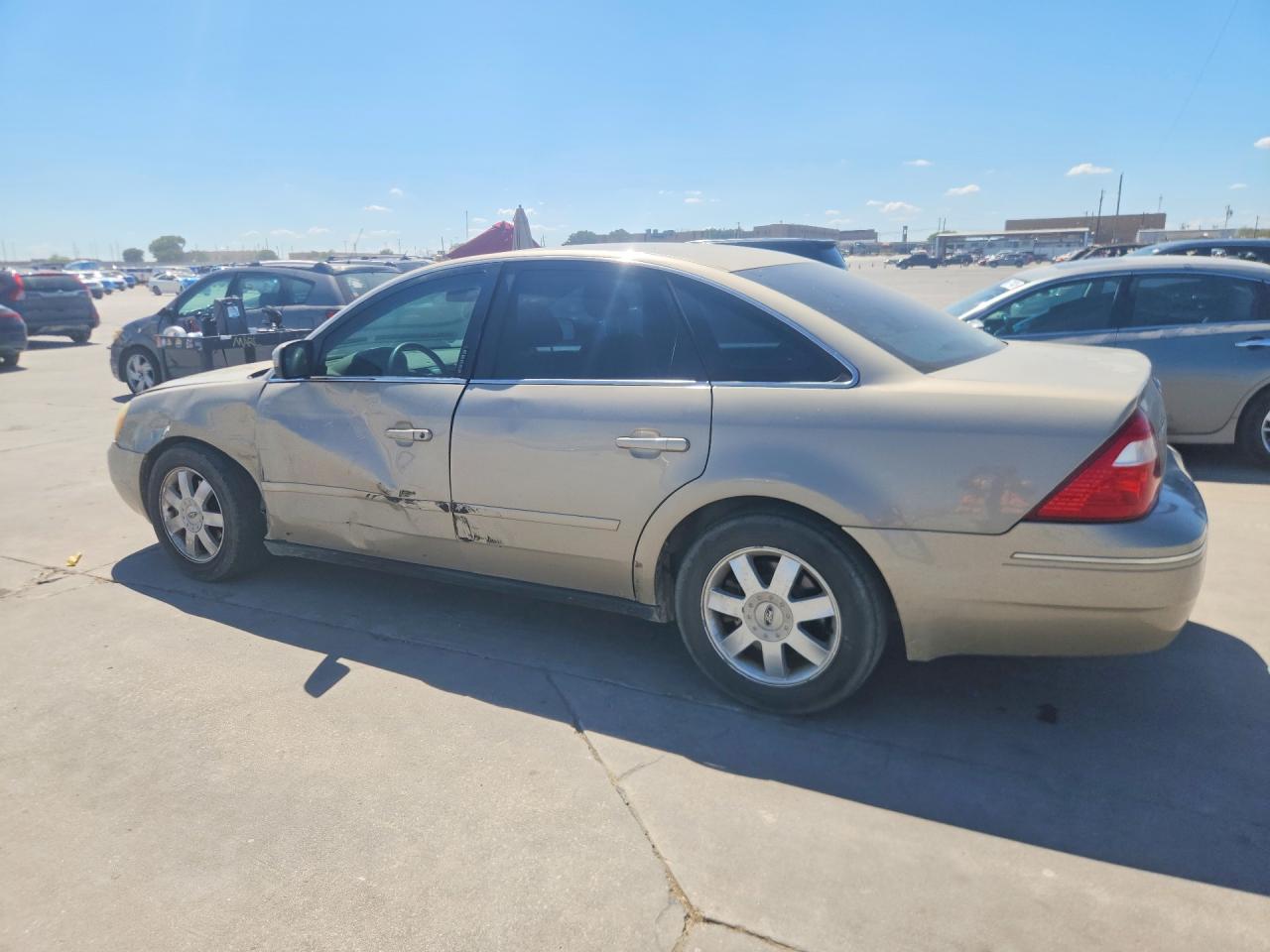 2005 Ford Five Hundred Se Tan vin: 1FAFP23115G182687
