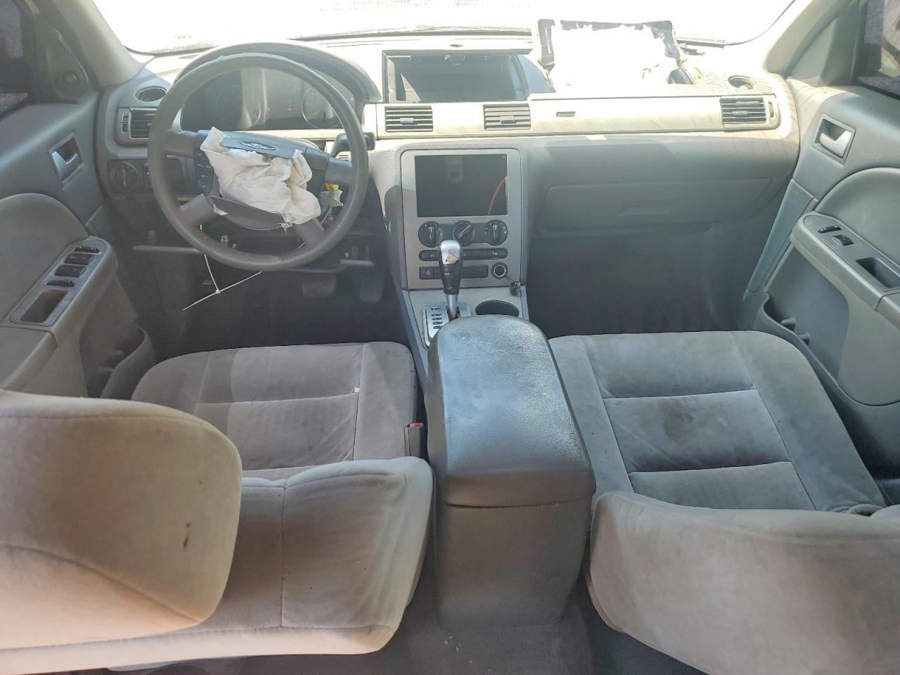 2006 Ford Five Hundred Se White vin: 1FAFP23116G107585