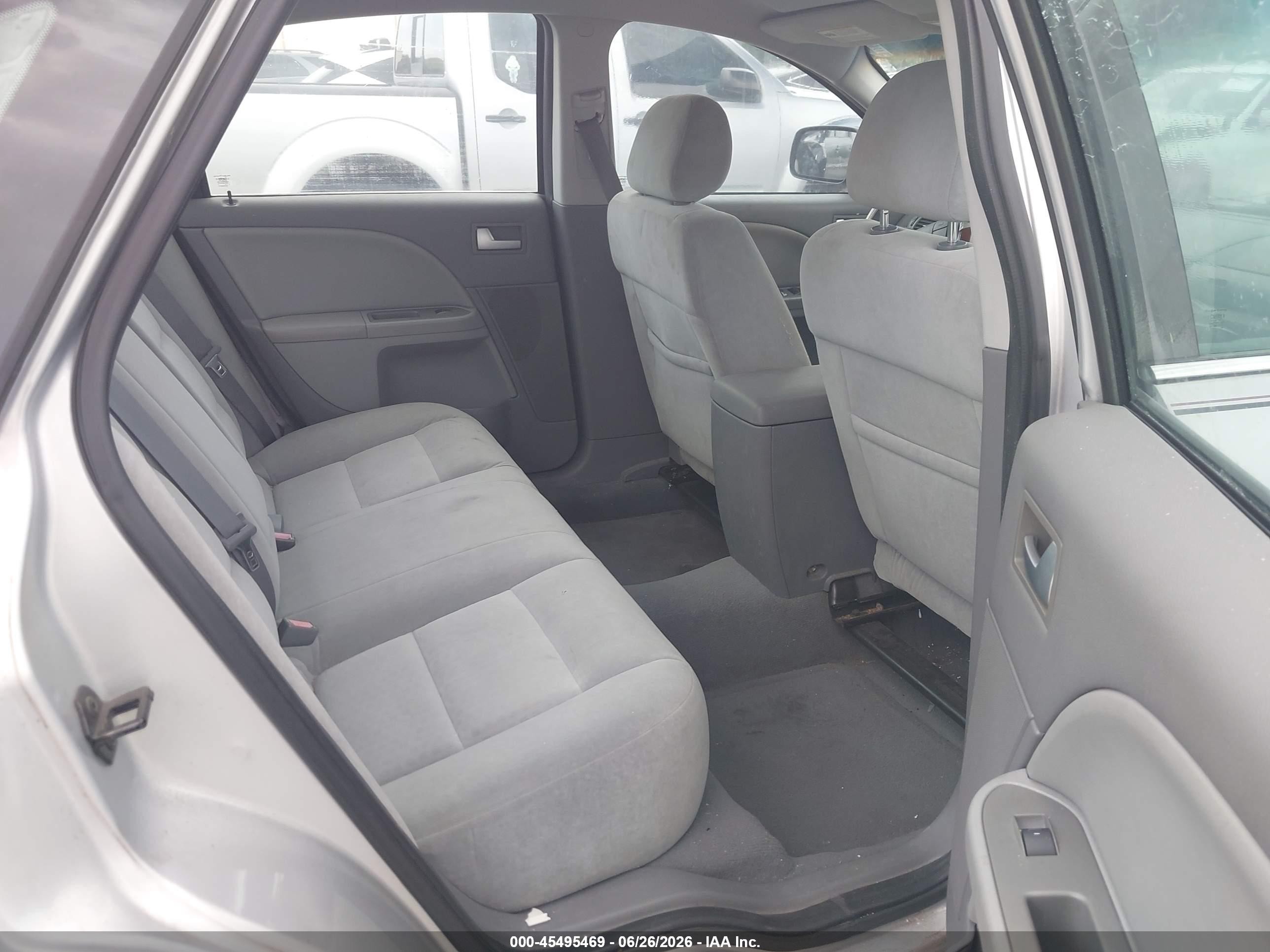 2005 Ford Five Hundred Se Silver vin: 1FAFP23135G141445