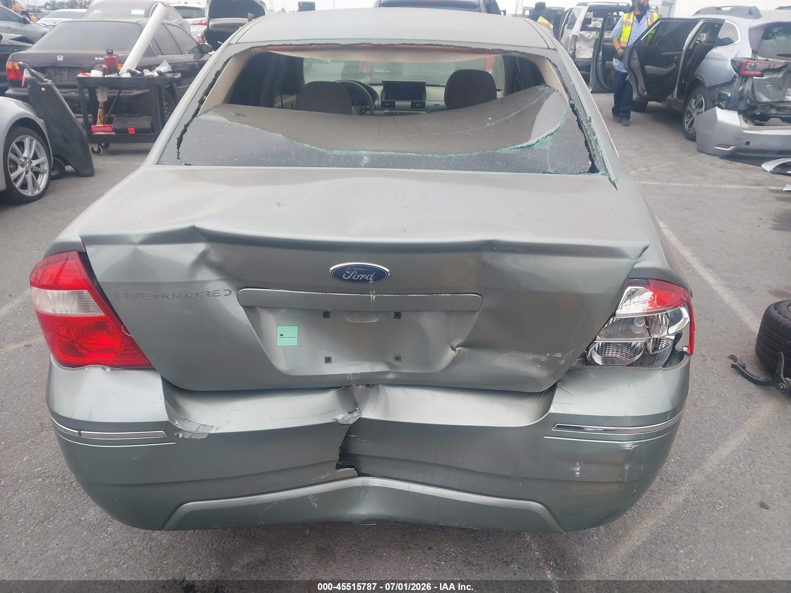 2005 Ford Five Hundred Se Green vin: 1FAFP23145G107756