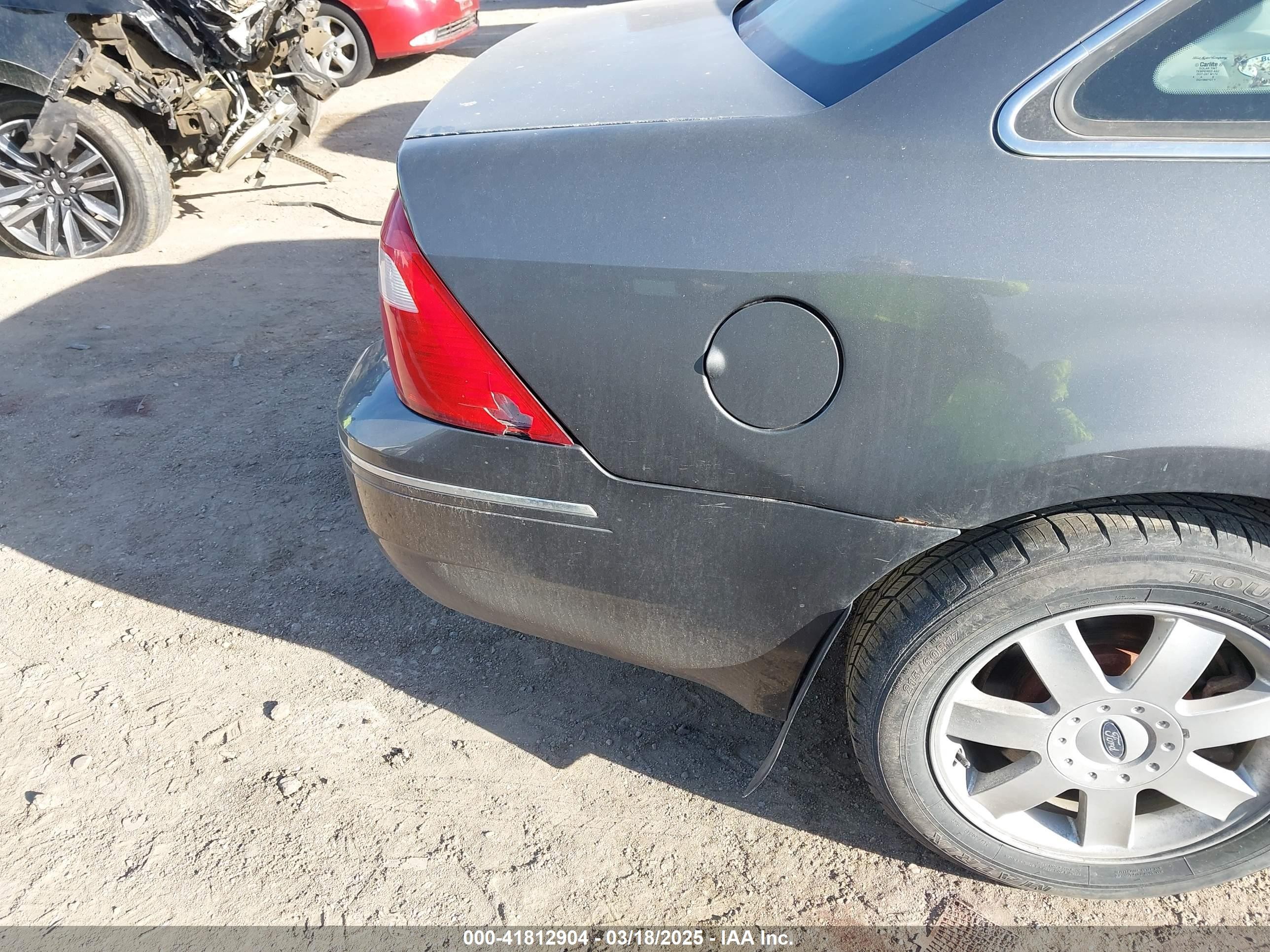 2005 Ford Five Hundred Se Gray vin: 1FAFP23155G136330
