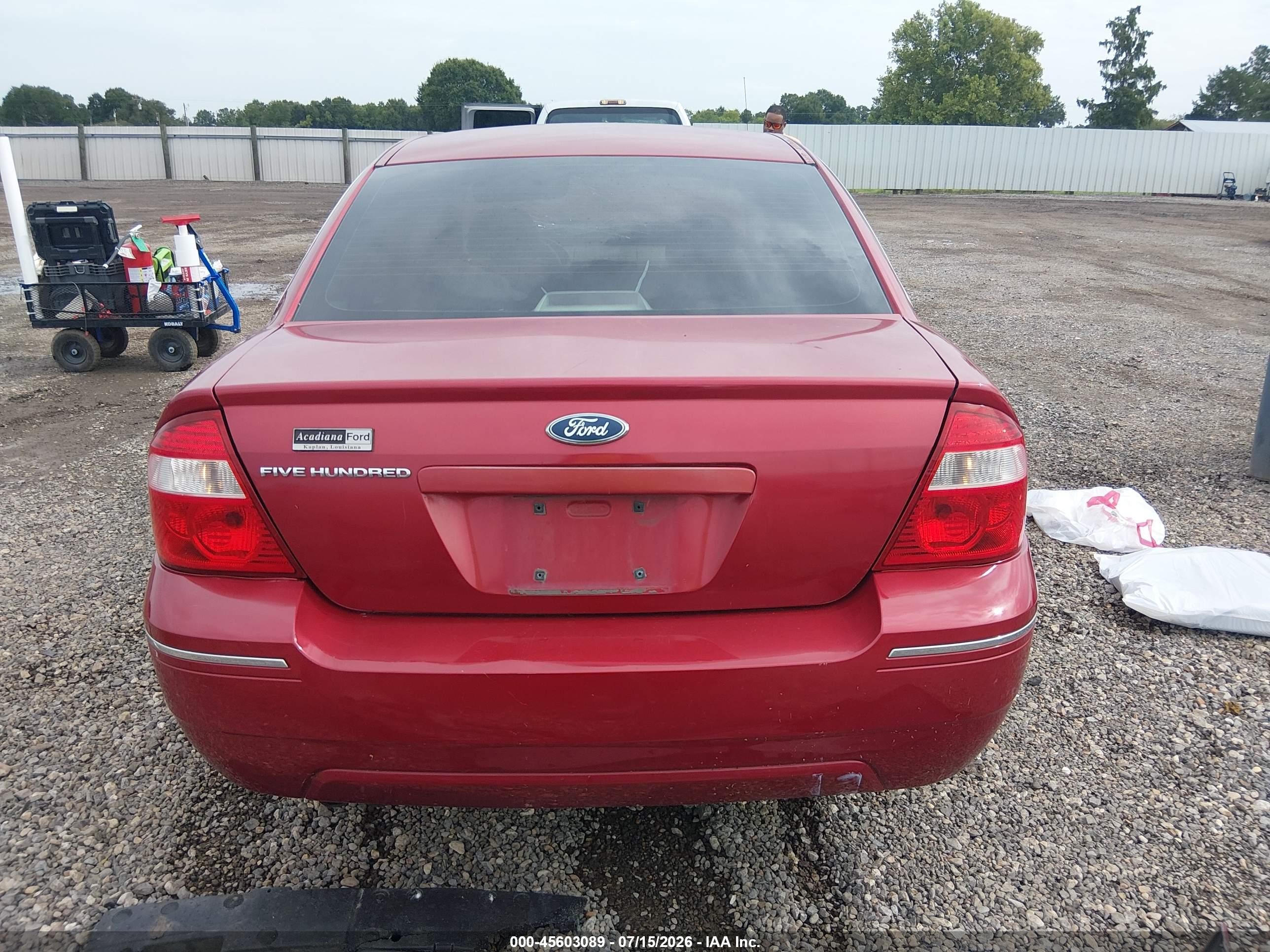 2005 Ford Five Hundred Se Red vin: 1FAFP23155G147828