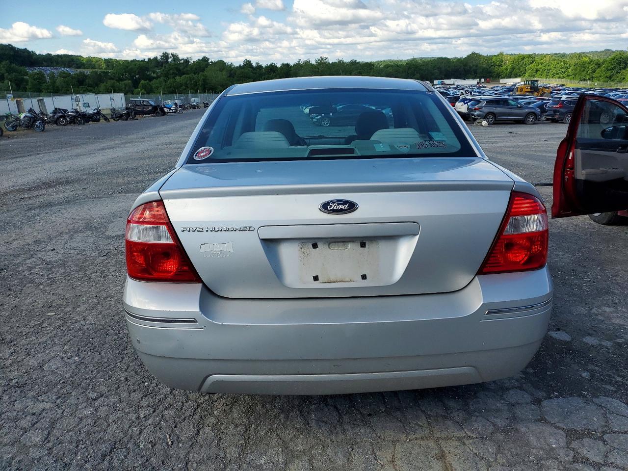 2006 Ford Five Hundred Se Silver vin: 1FAFP23156G185755