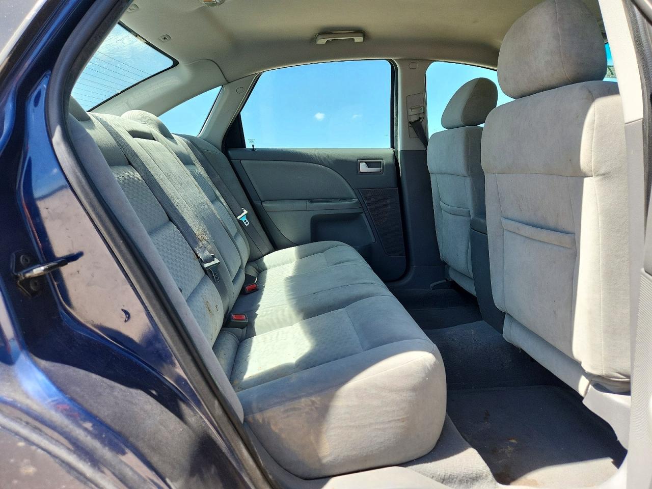 2005 Ford Five Hundred Se Синий vin: 1FAFP23165G149572