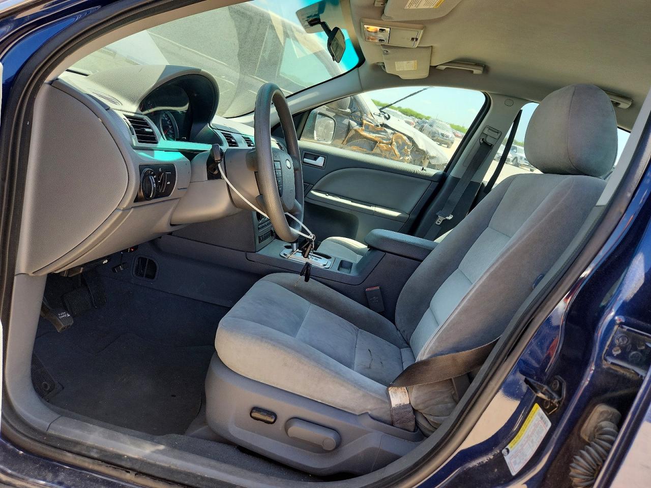 2005 Ford Five Hundred Se Синий vin: 1FAFP23165G149572