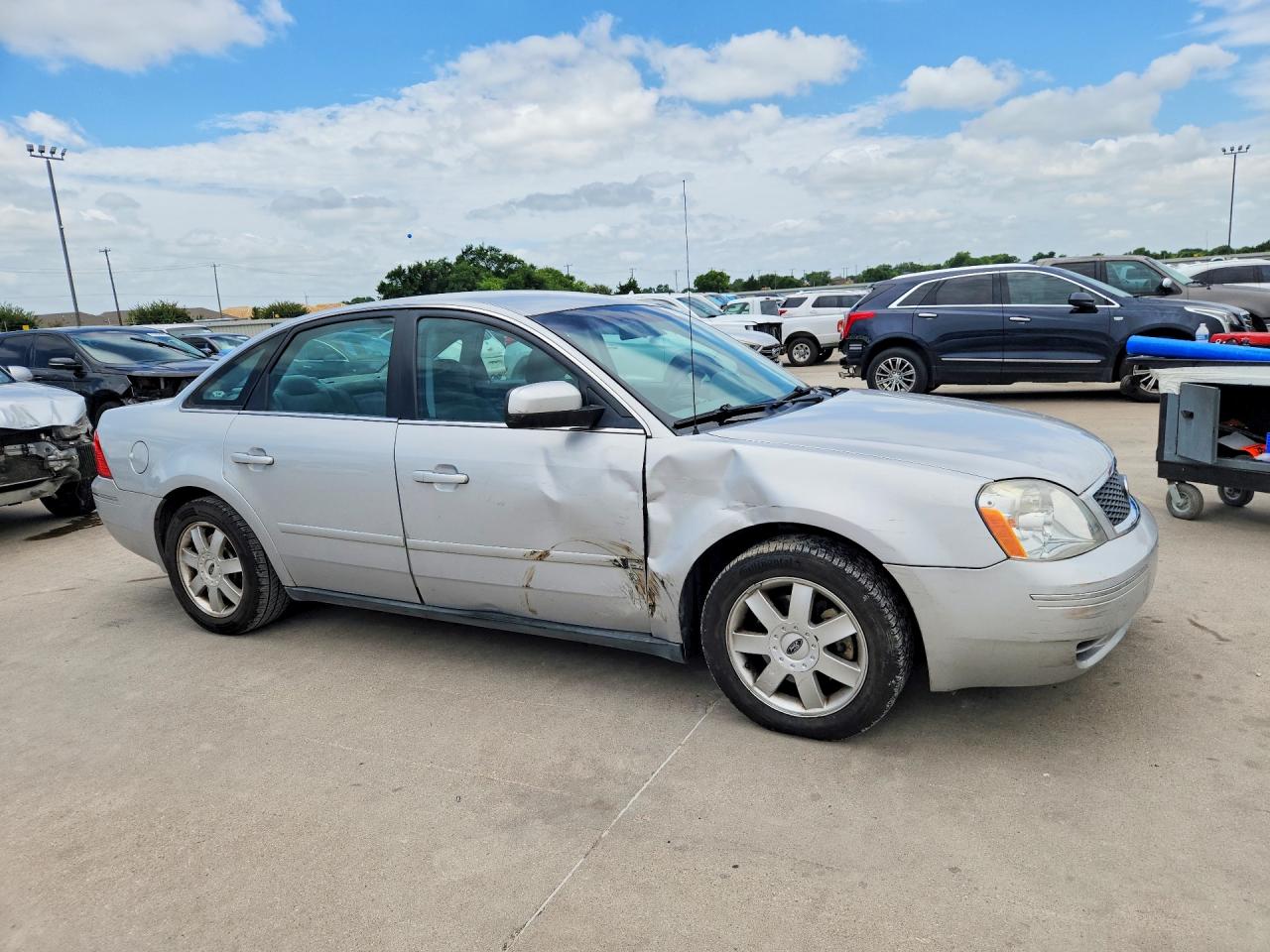 2005 Ford Five Hundred Se Silver vin: 1FAFP23165G156652