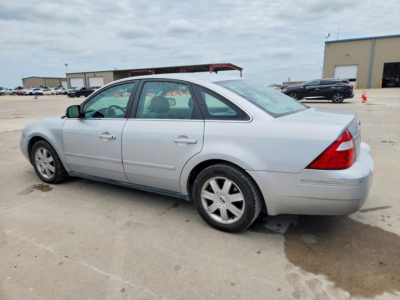 2005 Ford Five Hundred Se Silver vin: 1FAFP23165G156652