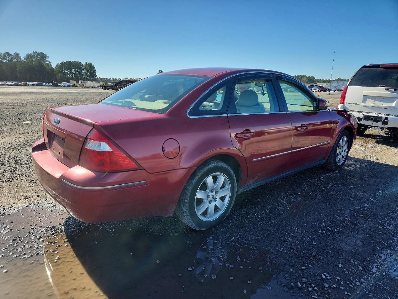 2005 Ford Five Hundred Sel Red vin: 1FAFP24105G178337