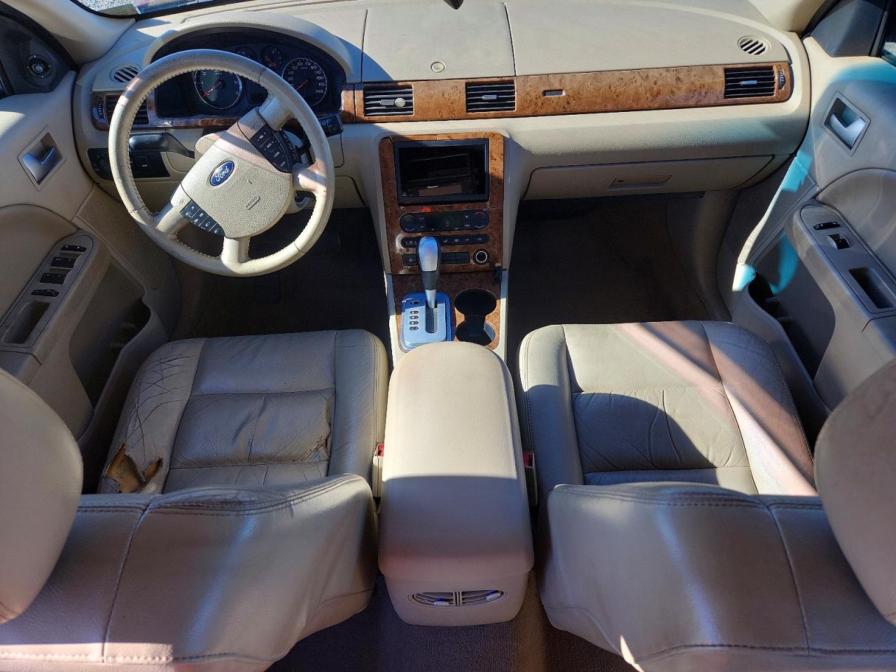 2005 Ford Five Hundred Sel Red vin: 1FAFP24105G178337