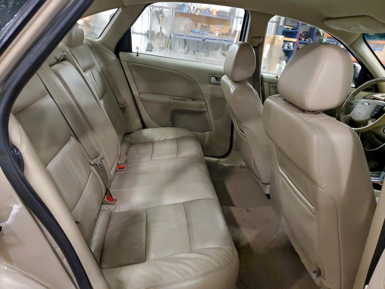 2007 Ford Five Hundred Sel Tan vin: 1FAFP24127G107918