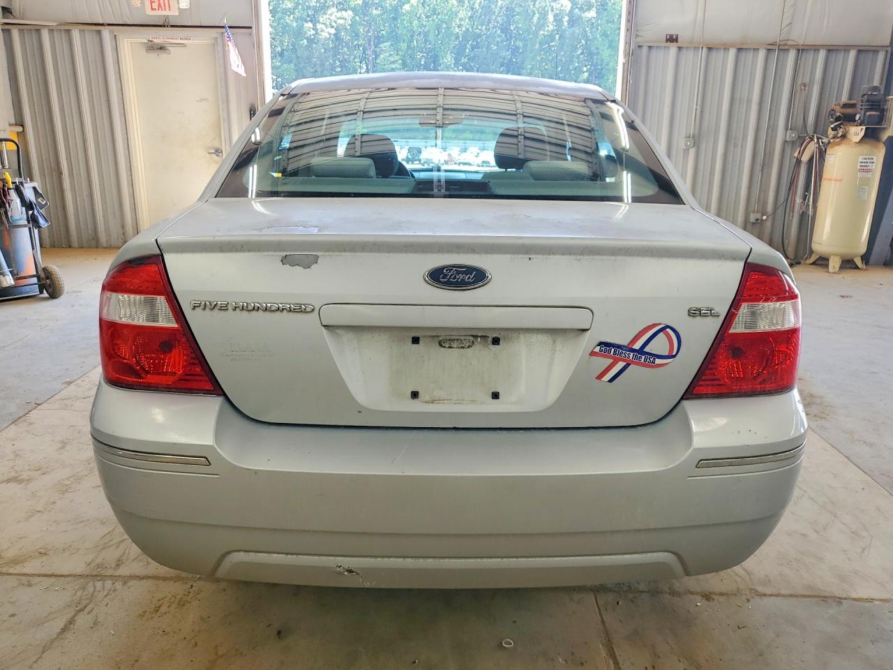2005 Ford Five Hundred Sel Silver vin: 1FAFP24155G133992