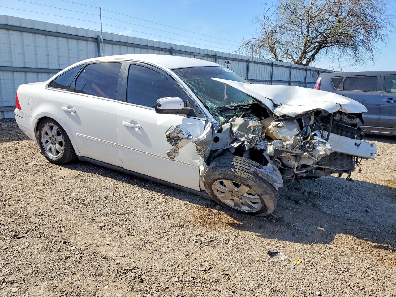 2005 Ford Five Hundred Sel Белый vin: 1FAFP24165G136237