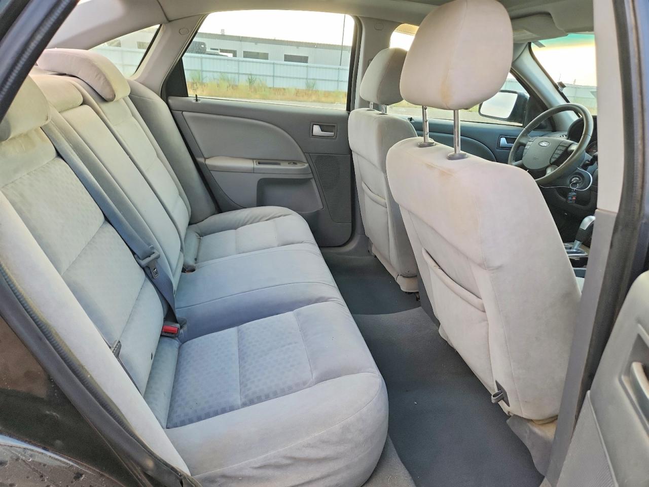 2005 Ford Five Hundred Sel Черный vin: 1FAFP24165G184255